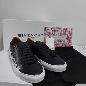 NWB Givenchy Urban Knots Low Top Sneakers Size 39